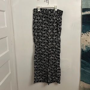 Old Navy Black Flowy Pants